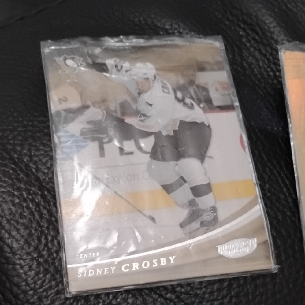 CCM Black and White Accent Card
